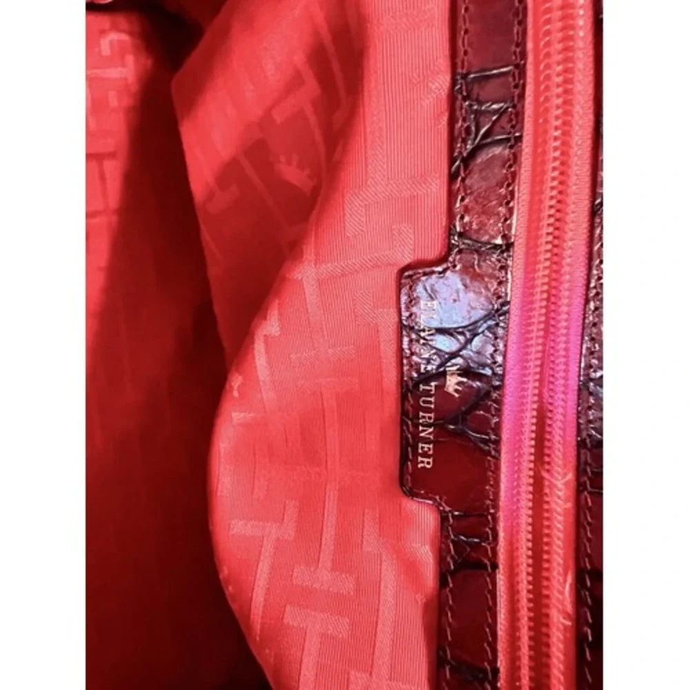 Elaine Turner Red Crocodile Embossed Leather Satchel Handbag Gold Hardware‎